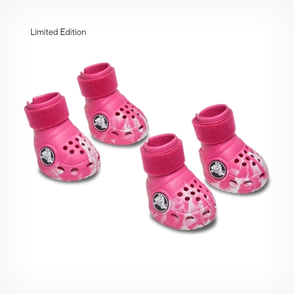 CROCS Dogs Water Shoes in Vibrant Pink